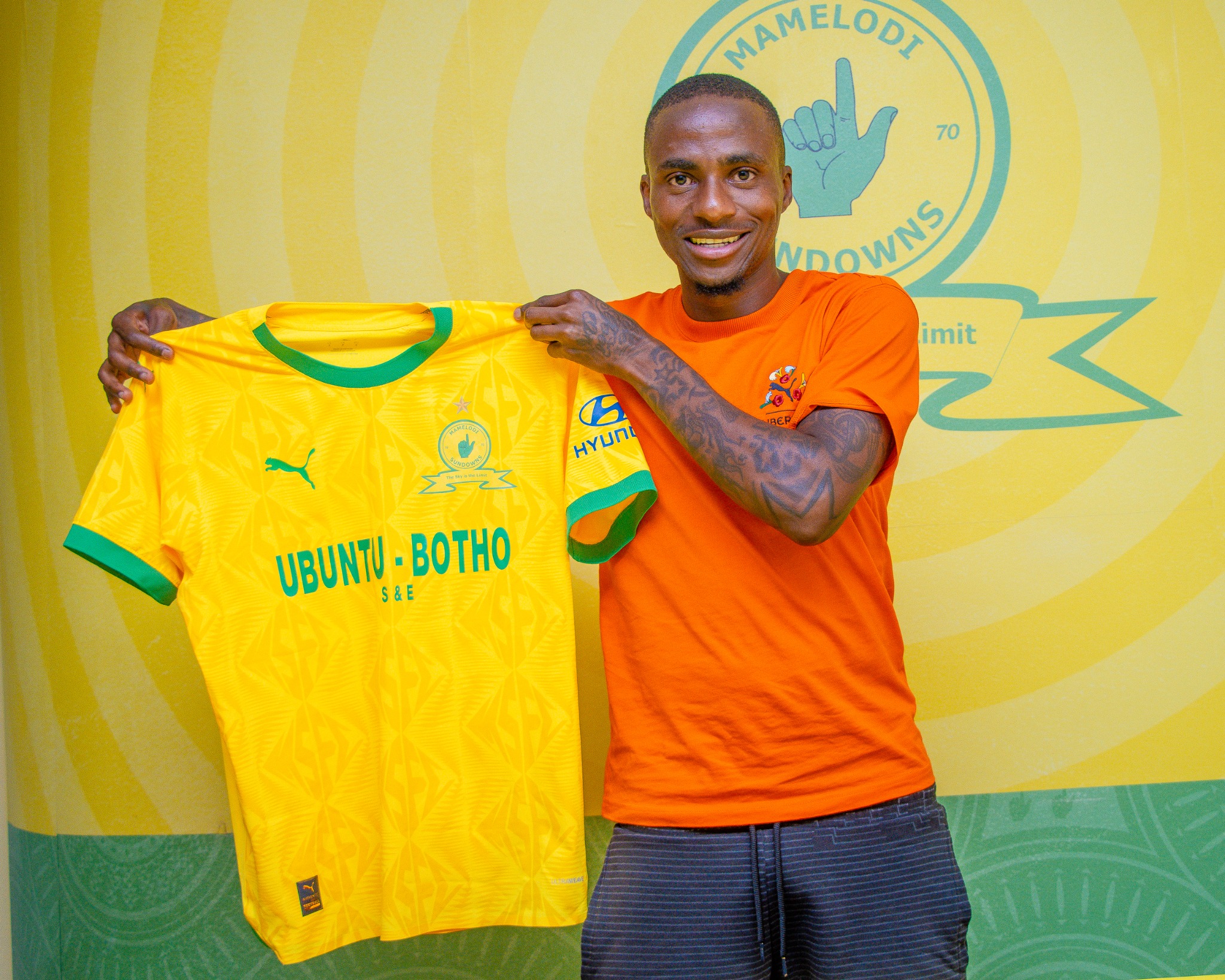 Thembinkosi Lorch Excited To Join Mamelodi Sundowns