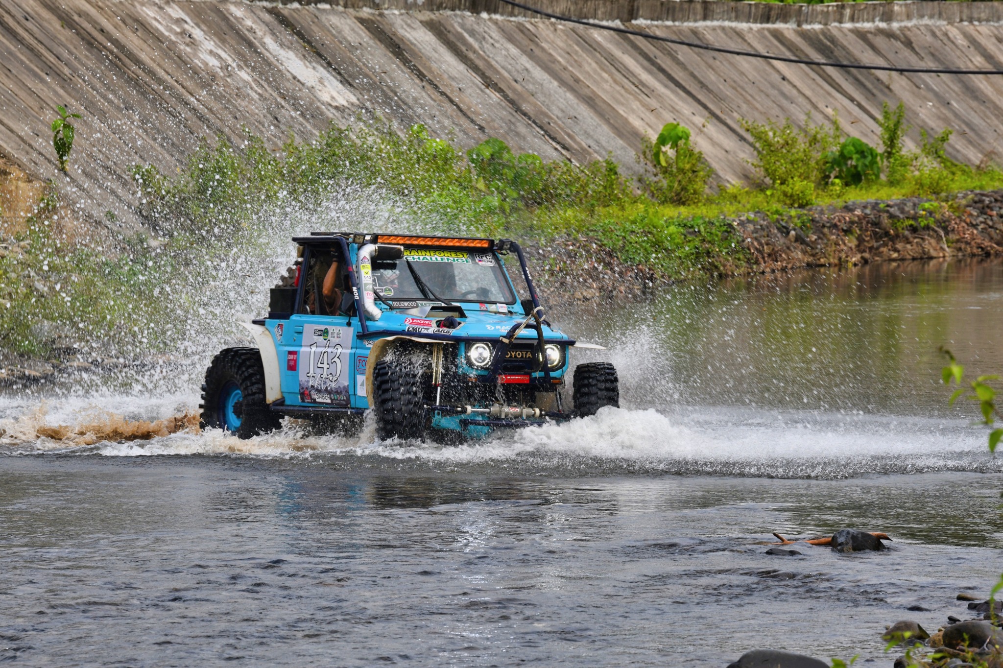 toyota fun in the phillipines