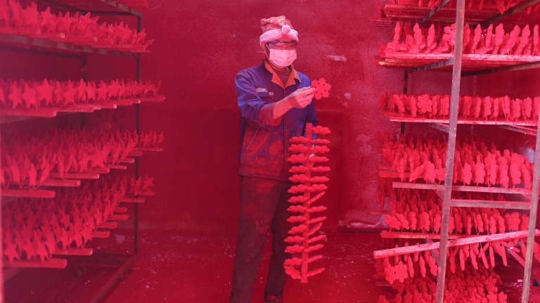 Behind the Scenes at China’s Christmas Factories