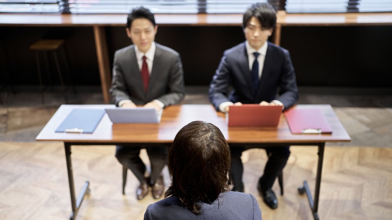 How Chinese Netizens Answer the Toughest Questions on Social Media over